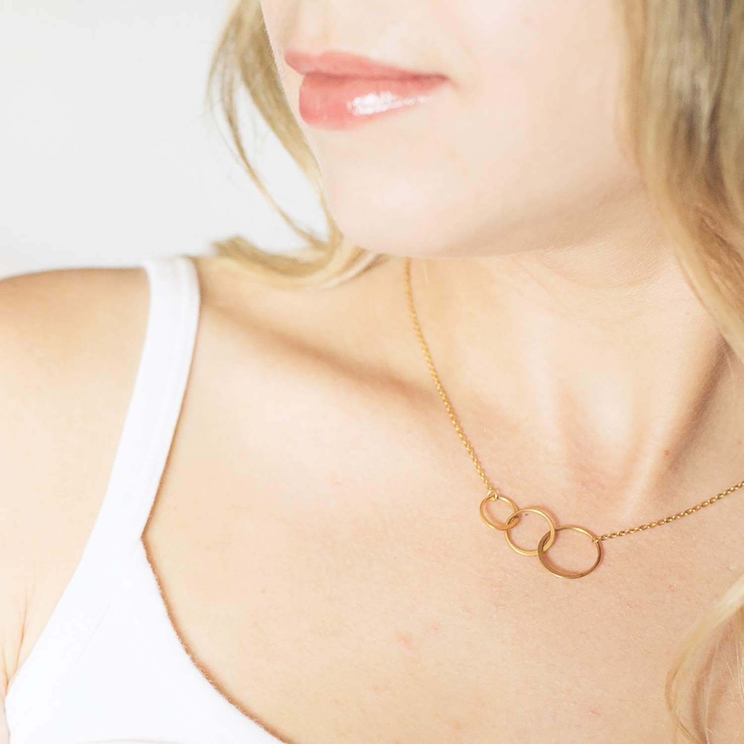 image:imageMEVECCO Lucky Star Pendant Necklaces18k Gold Plated Three Stars Handmade Generations Necklace for Grandma 3 Circles Necklace Mom Granddaughter Mothers Day Jewelry Birthday GiftThree Circle Gold